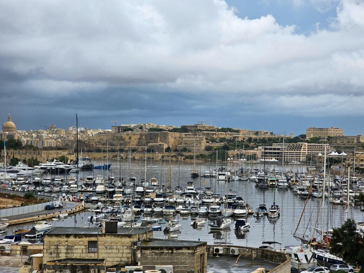Appartamento Mive Luxury Sea View Penthouse Gzira Esterno foto