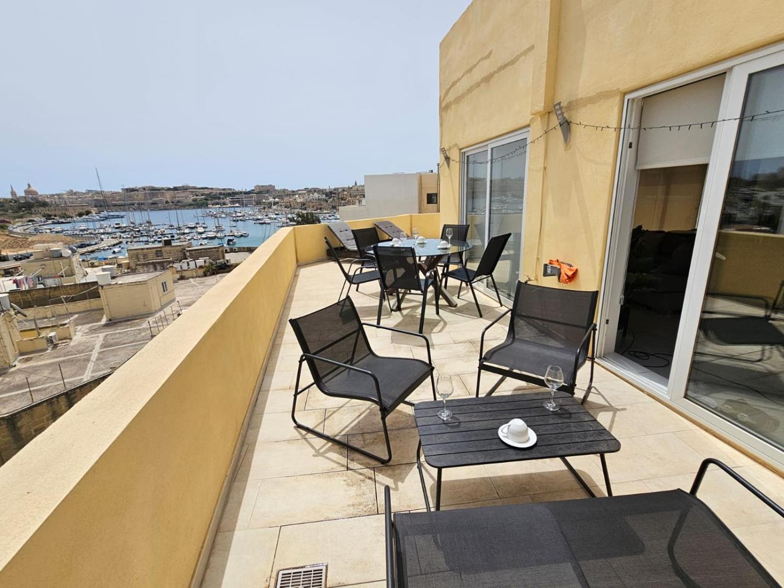 Appartamento Mive Luxury Sea View Penthouse Gzira Esterno foto